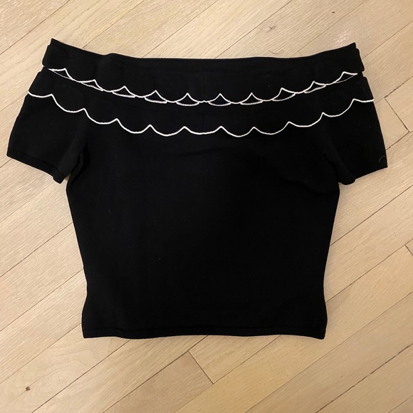 🚫SOLD🚫 Alexander McQueen Off Shoulder Knit Top - Picture 4 of 5